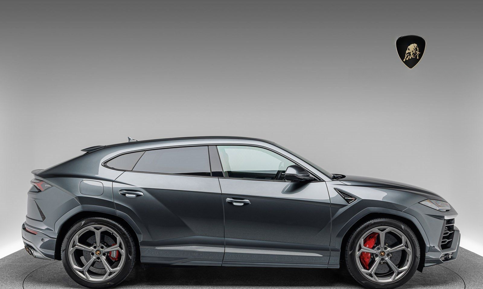 Lamborghini Urus foto 24