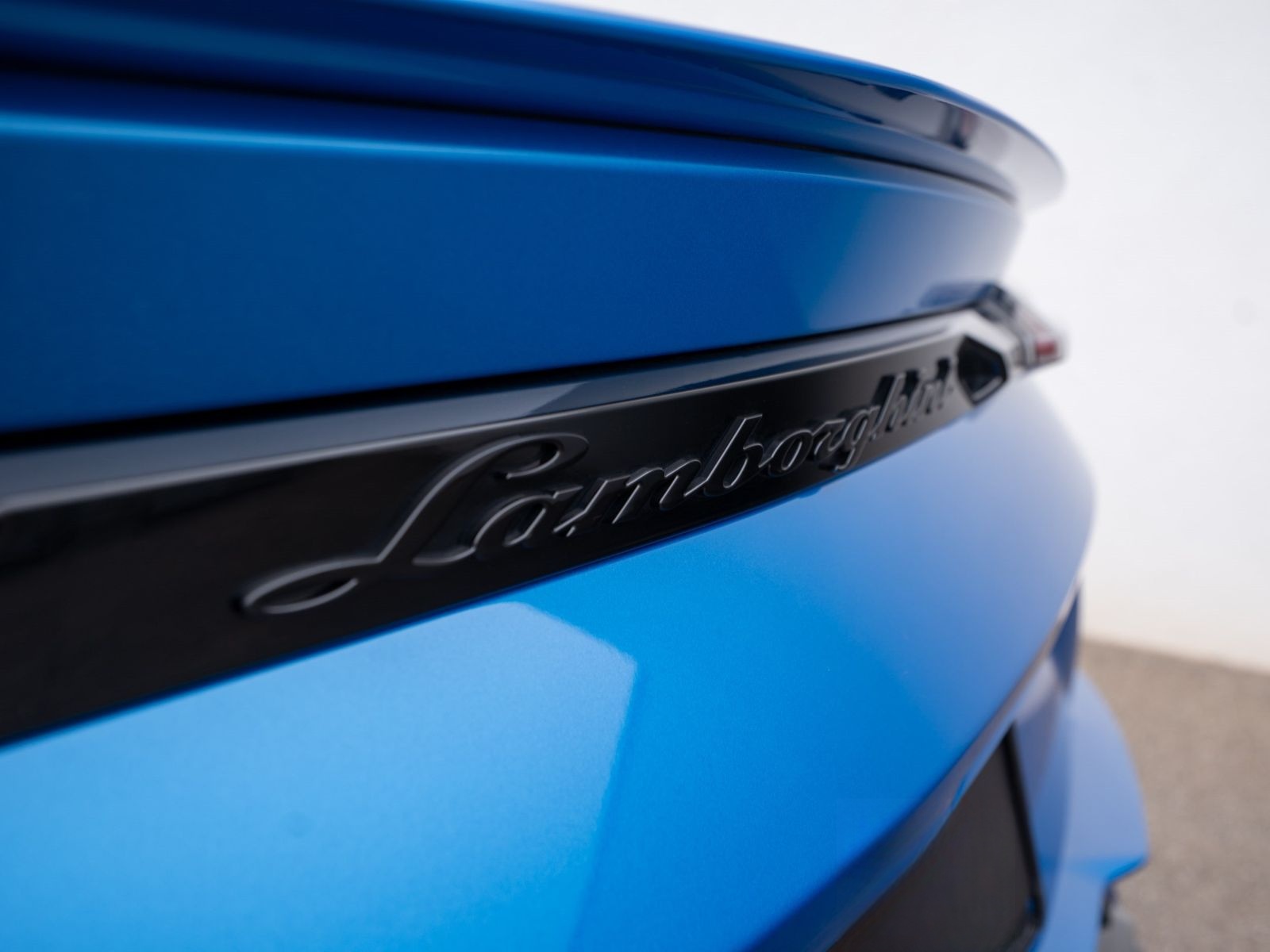Lamborghini Urus S 23" B&O PANO MASSAGE NACHTSICHT PARK-ASSI foto 24