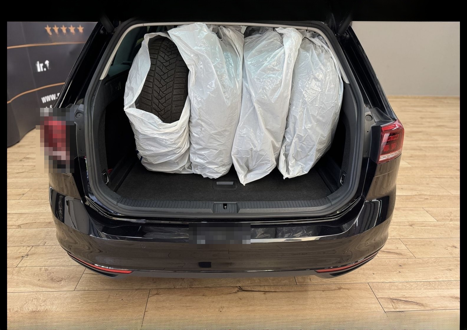Volkswagen Passat Variant Business 2.0 TDI DSG Kamera/Navi/ foto 24