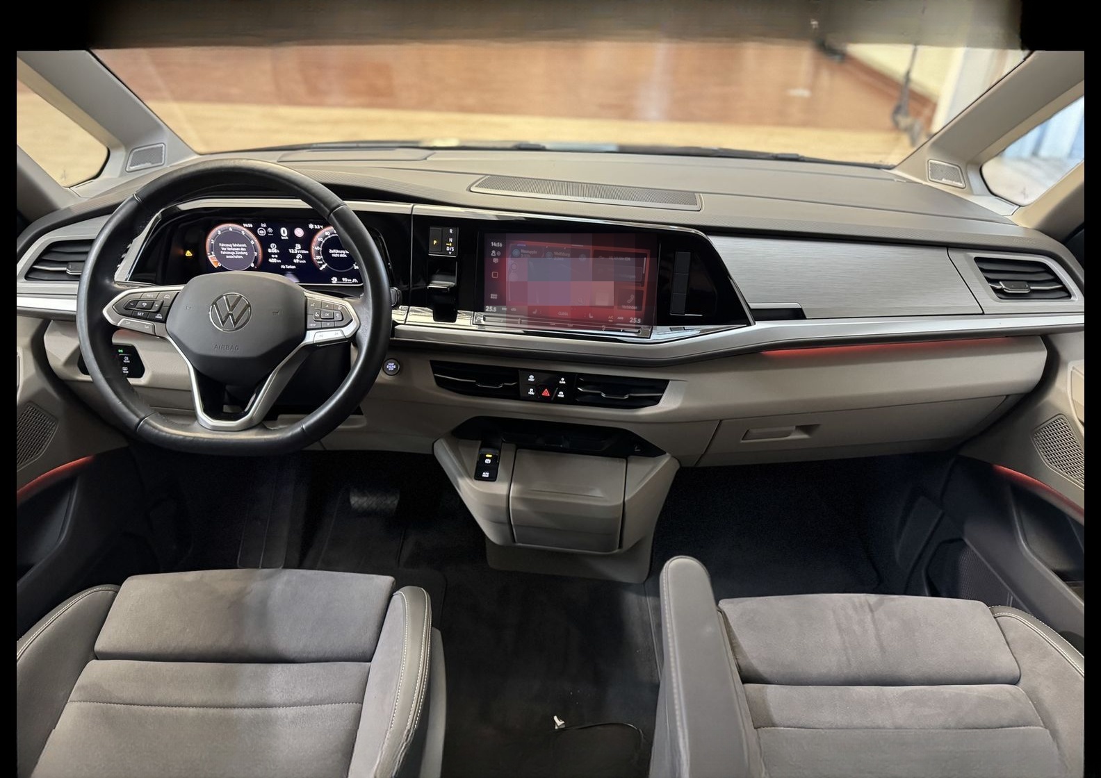 Volkswagen T7 Multivan TSI LANG*AHK*STHZ*ACC*DCC*IQ*UPE:89* foto 19