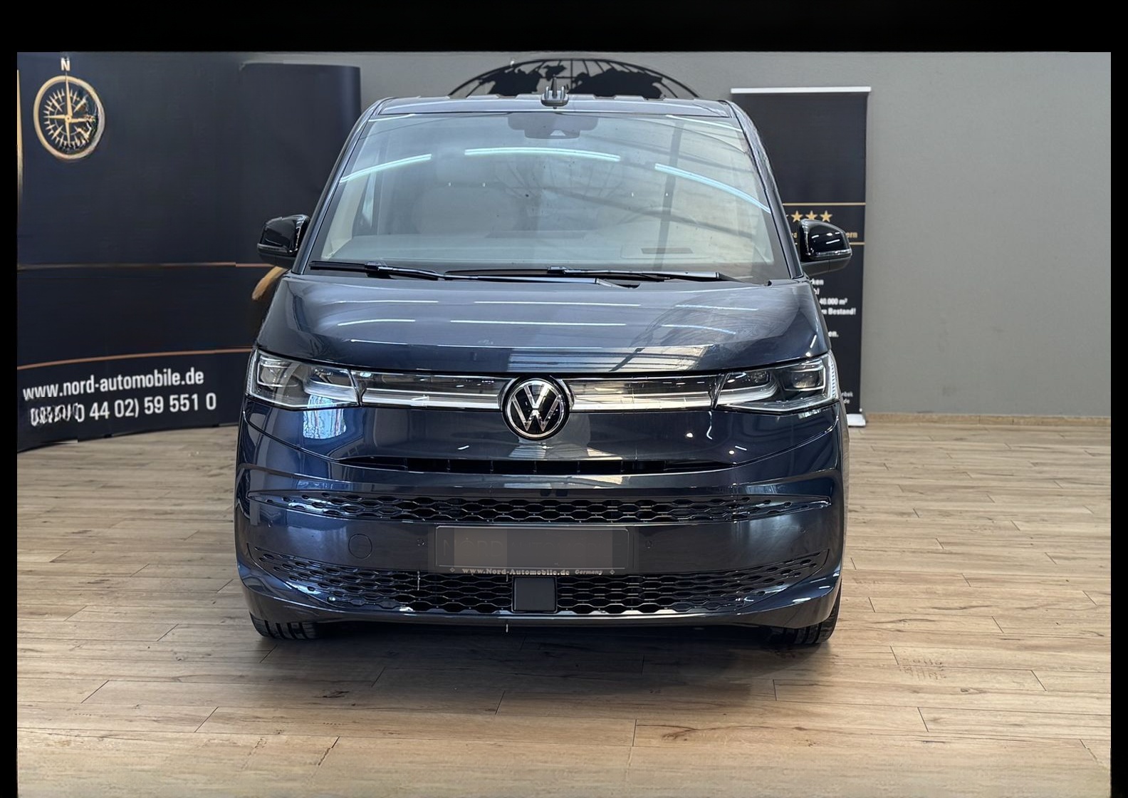 Volkswagen T7 Multivan TSI LANG*AHK*STHZ*ACC*DCC*IQ*UPE:89* foto 3