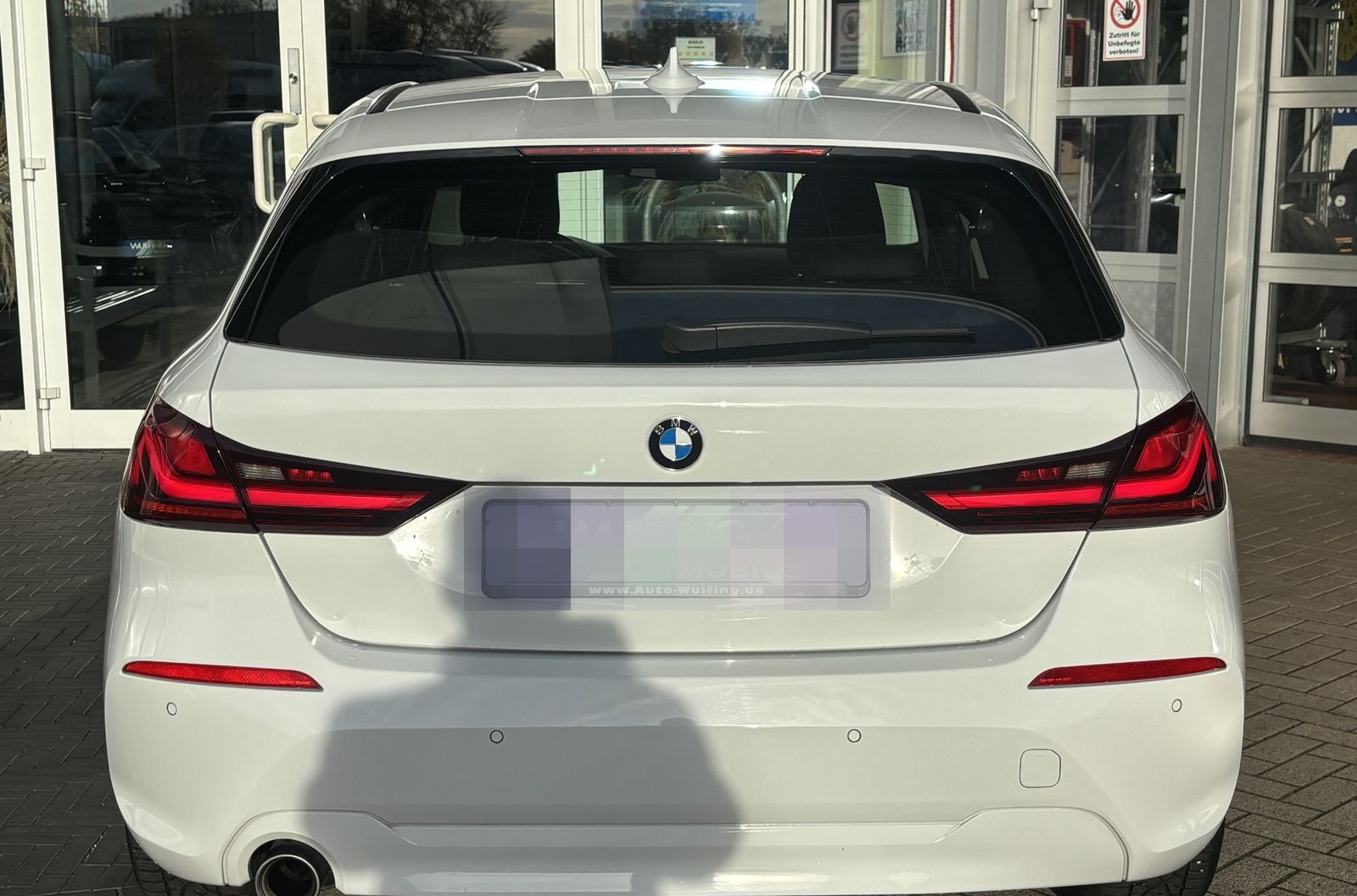 BMW 118 i Advantage Navi LED PDC Temp. + Limiter DAB foto 5