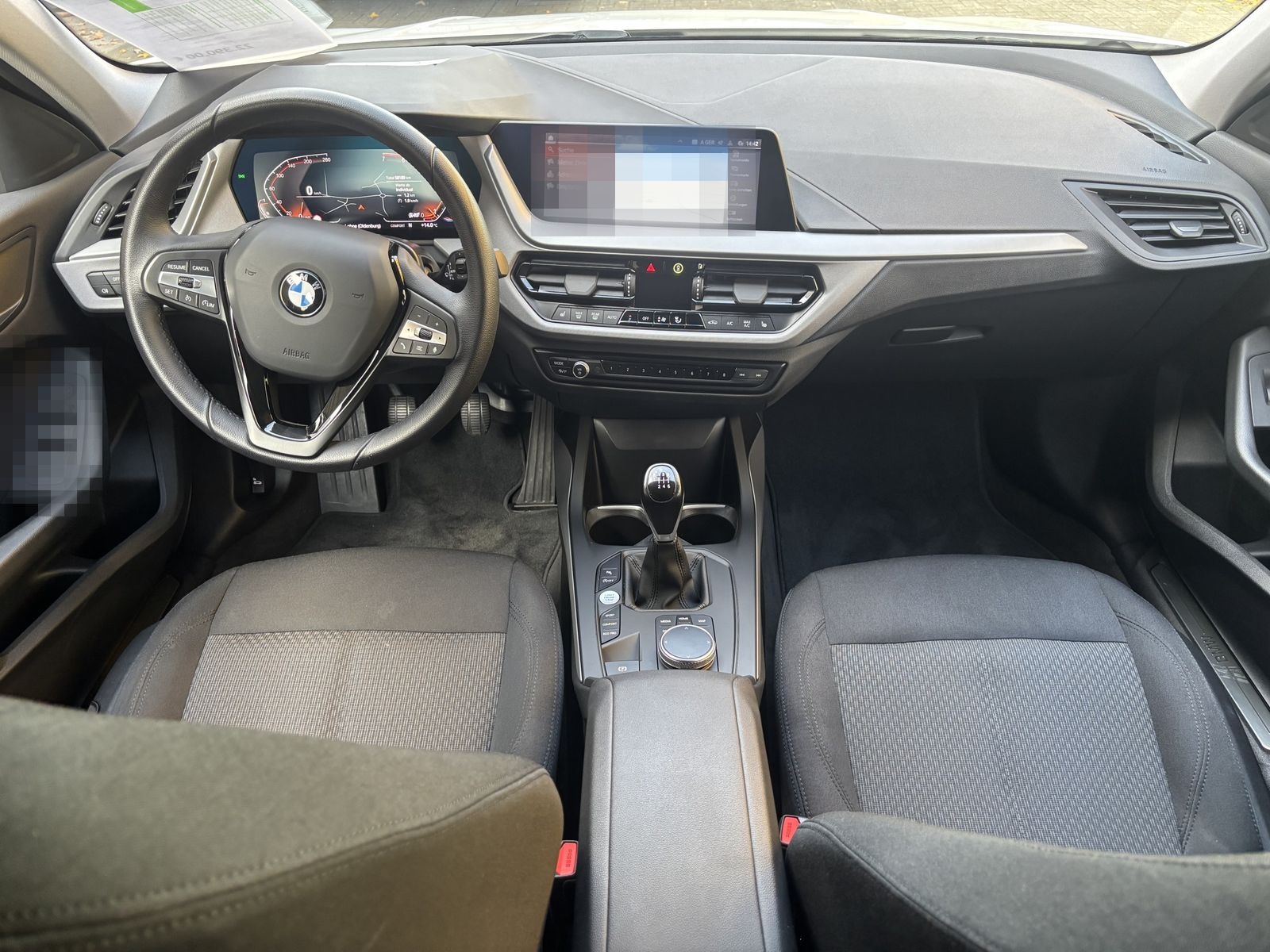 BMW 118 i Advantage Navi LED PDC Temp. + Limiter DAB foto 8