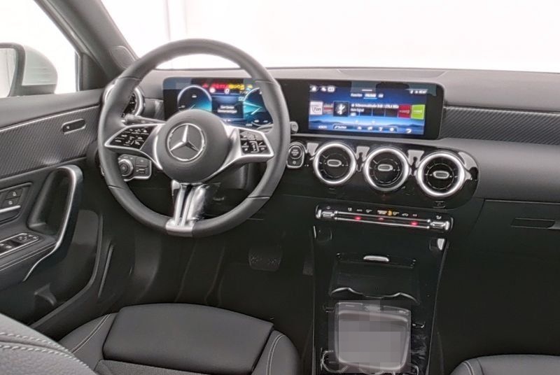 Mercedes-Benz A 200 PROGRESSIVE ADV +KAMERA+LED+WI-PAKET+SMART foto 6