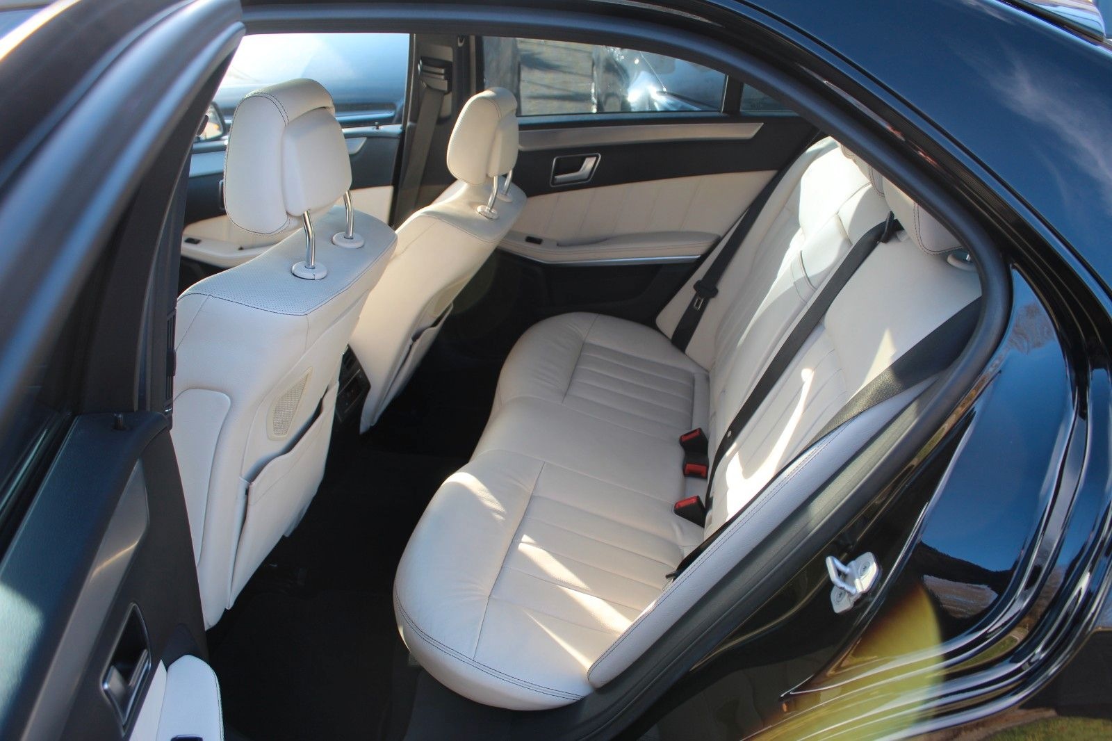 Mercedes-Benz E400 4Matic AMG foto 6