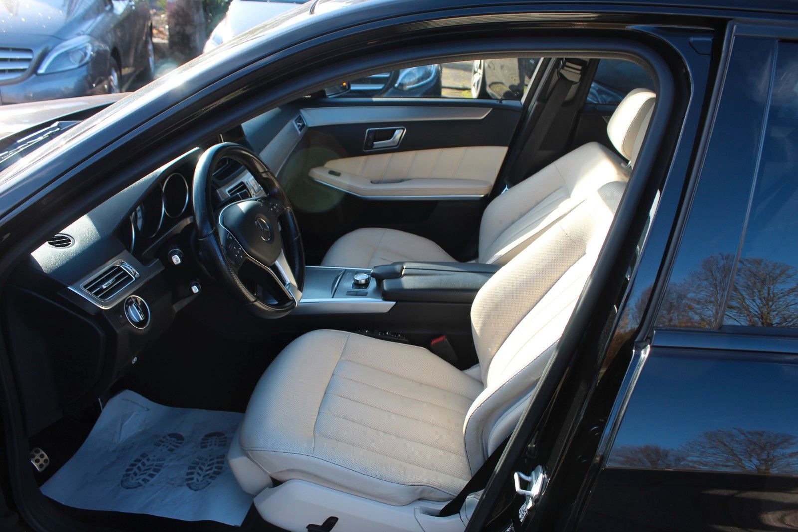 Mercedes-Benz E400 4Matic AMG foto 7