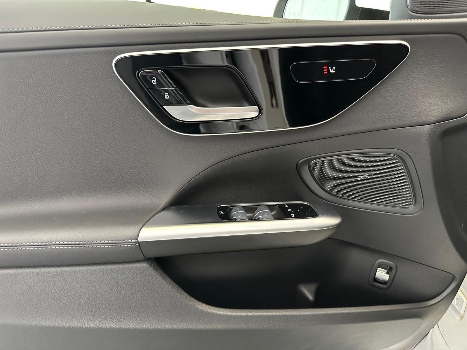 Mercedes-Benz C 300 AMG Line Ambiente Kamera KEYLESS CarPlay foto 9