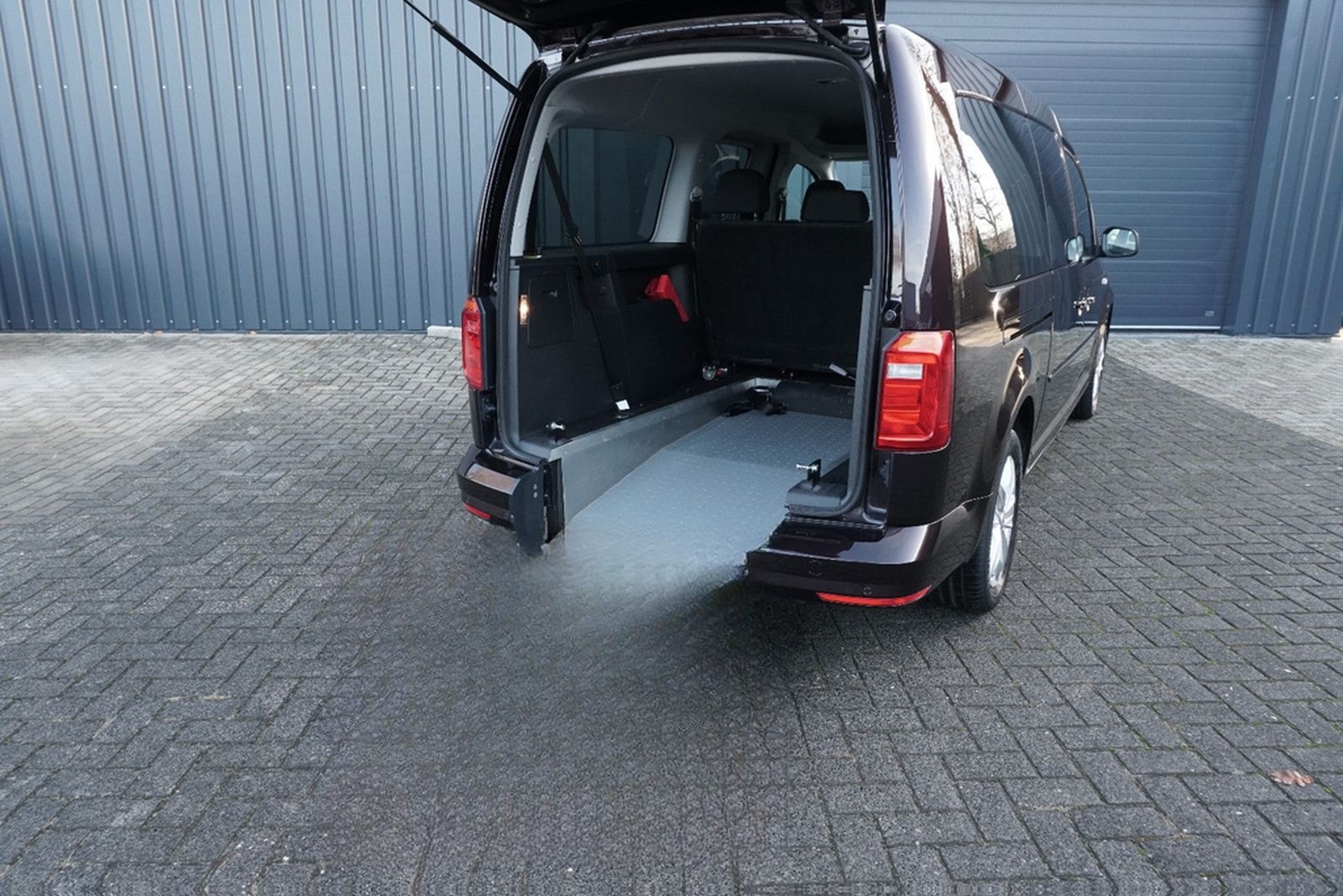 Volkswagen Caddy Maxi Behindertengerecht Rampe DSG SHZ NAVI foto 12