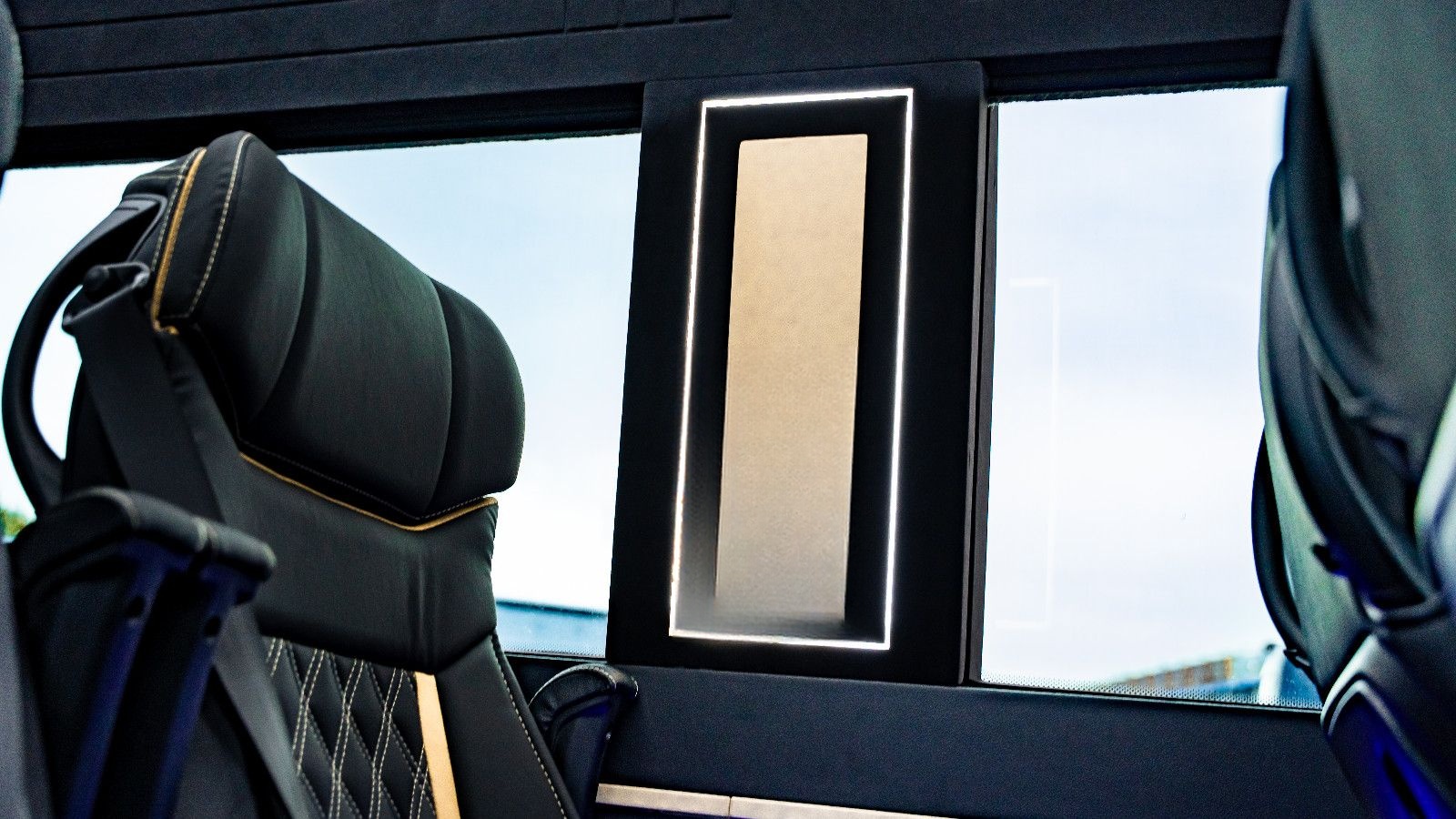 Mercedes-Benz Sprinter 319 CDI V6 3.0 VIP Tourismus 8+1 L2H2 foto 15
