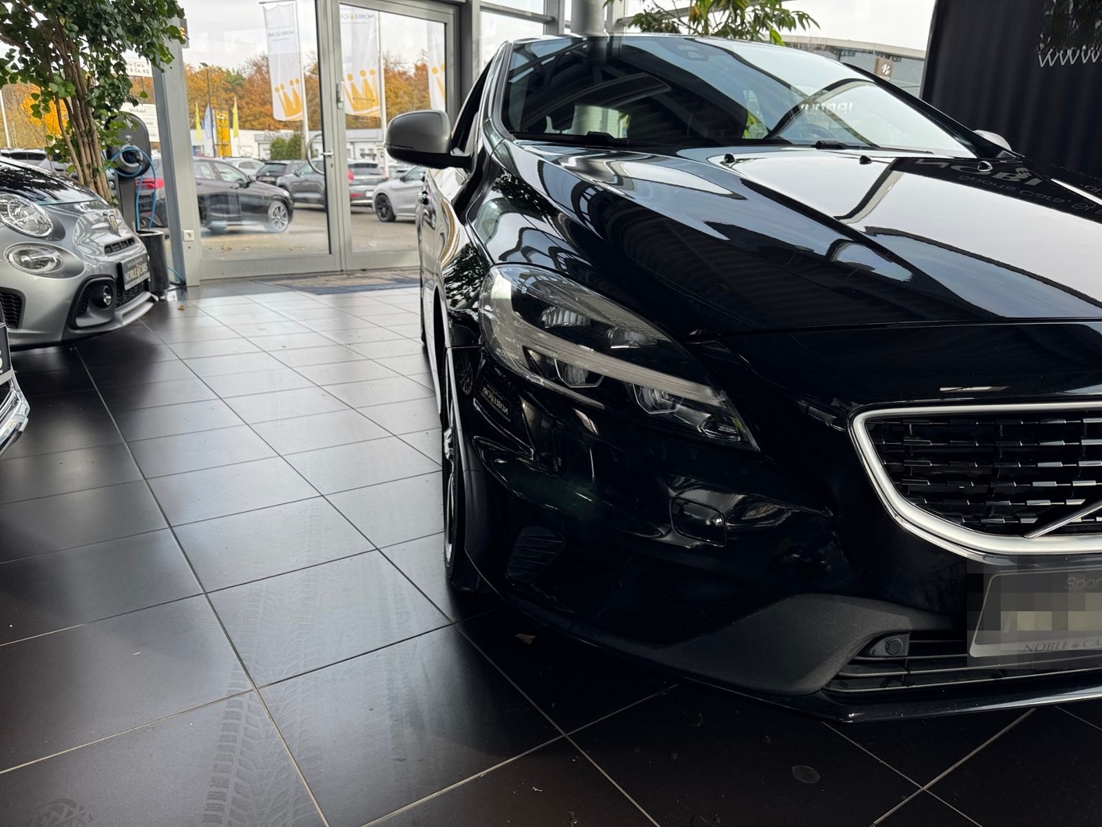 Volvo V40 T3 Geartronic R Design LED ALU foto 17