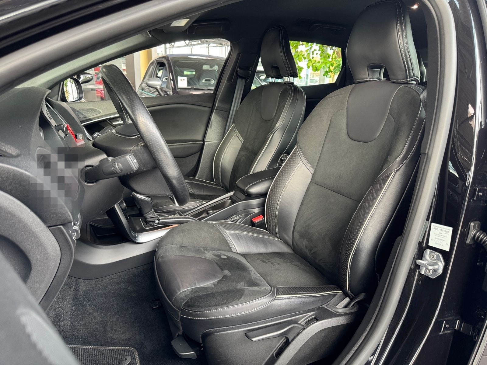 Volvo V40 T3 Geartronic R Design LED ALU foto 9