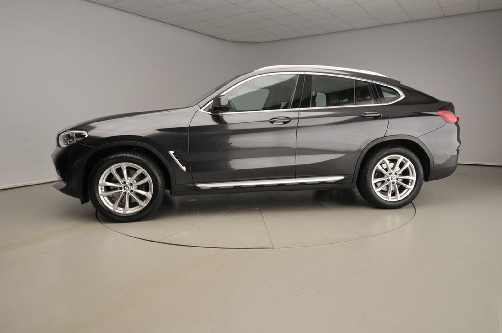 BMW X4 xDrive30i | LED | Leder | HUD | AHK | Sportsi foto 2