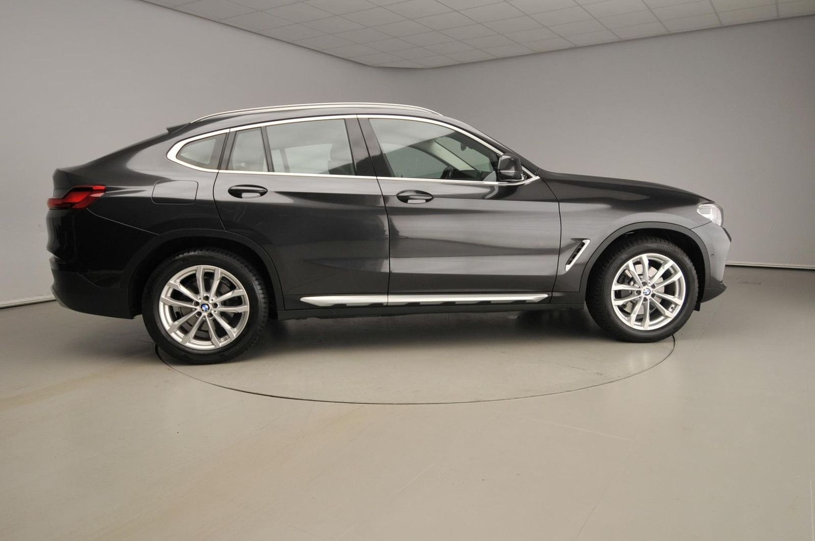 BMW X4 xDrive30i | LED | Leder | HUD | AHK | Sportsi foto 4