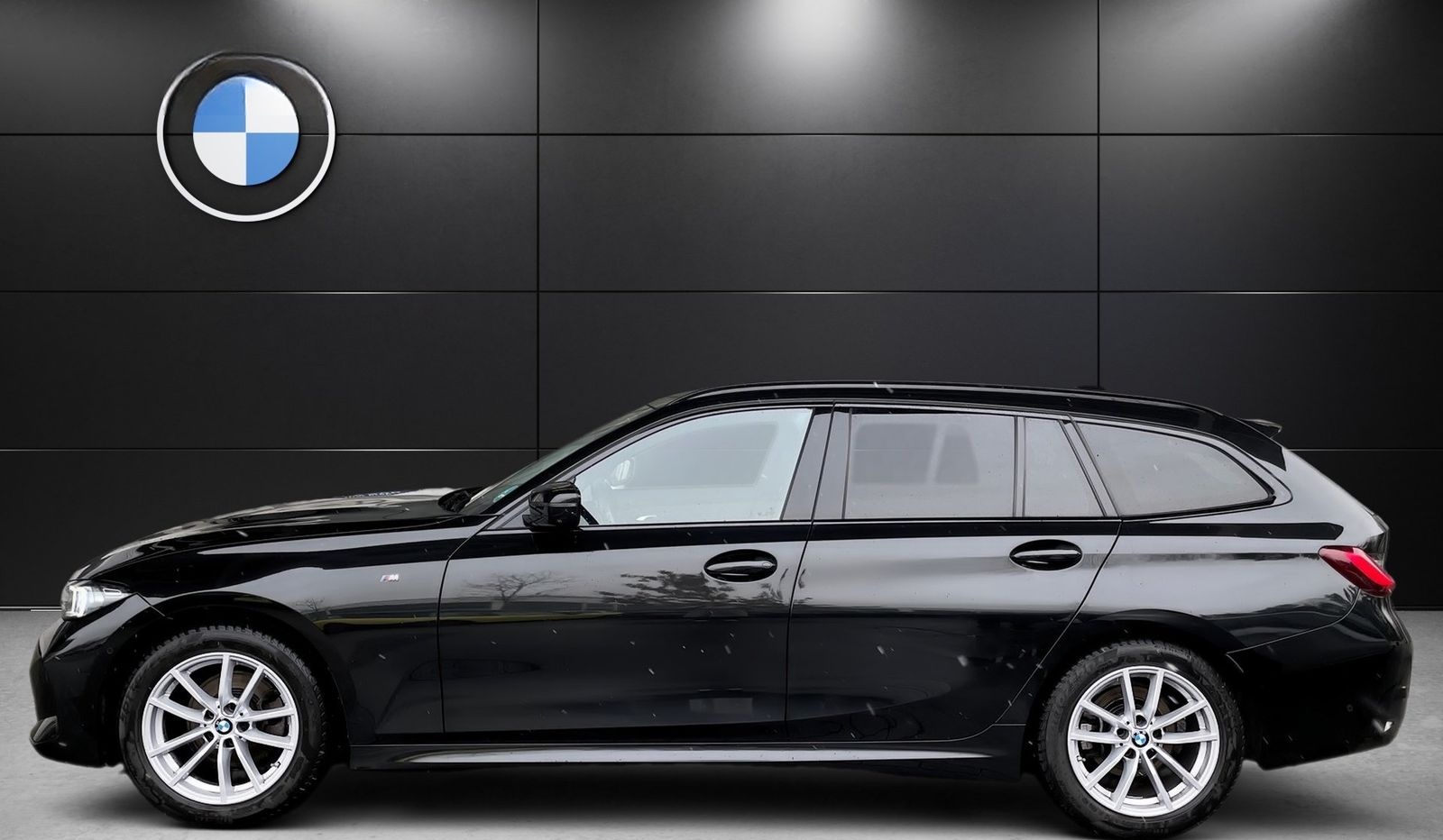 BMW 320d xDrive Touring M Sport Pano LC Prof. ACC AH foto 7