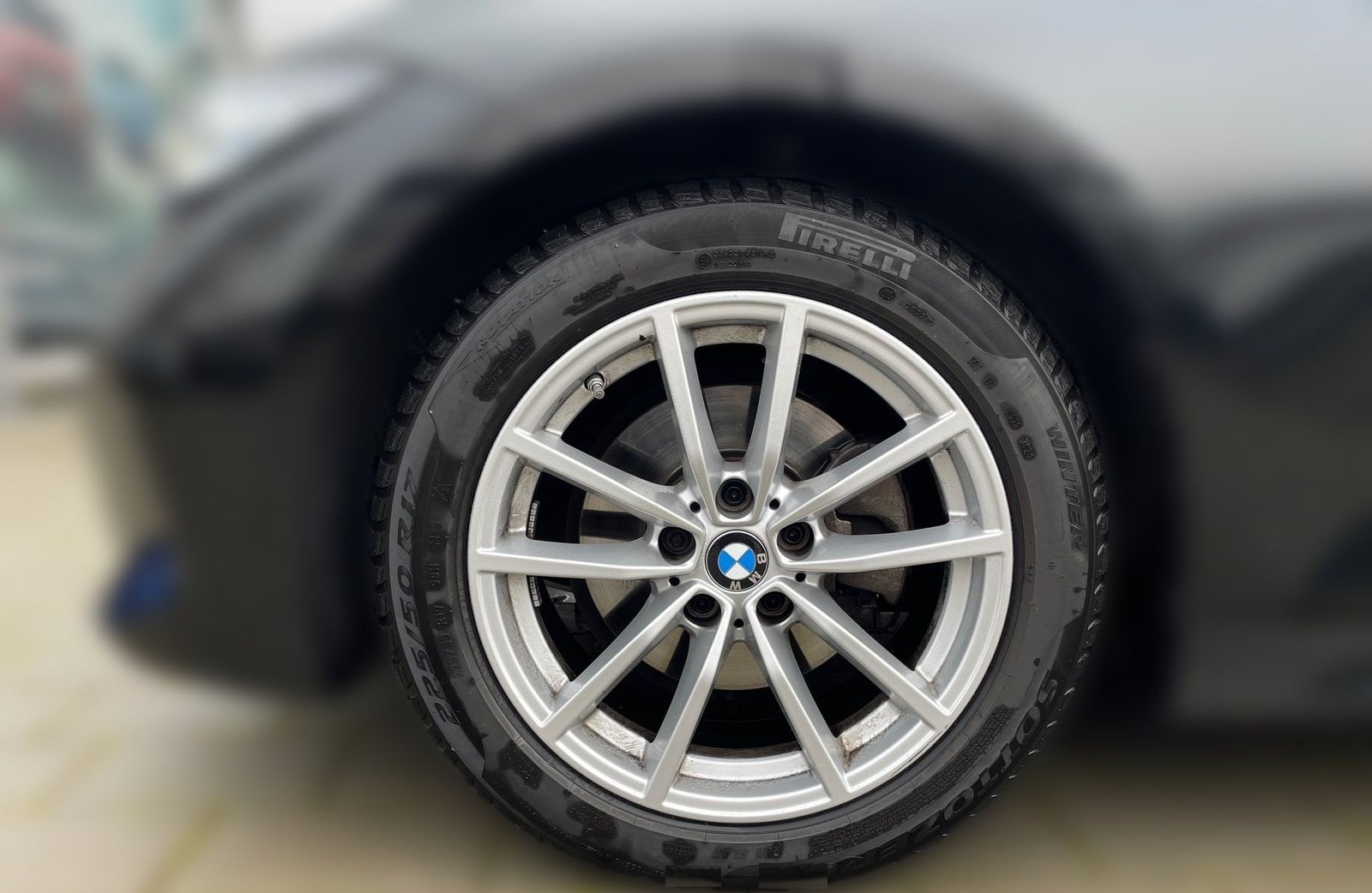 BMW 320d xDrive Touring M Sport Pano LC Prof. ACC AH foto 8