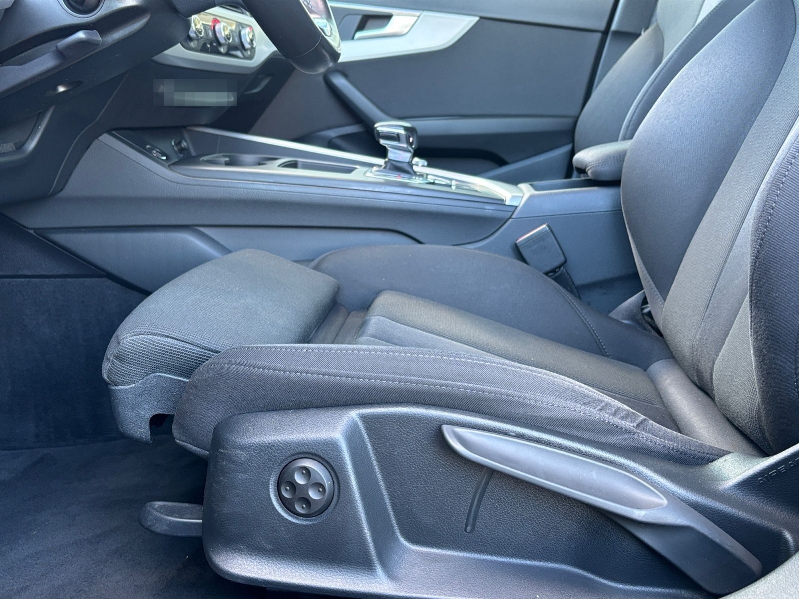 Audi A4 Avant 35 2.0 TDI S-tronic Navi LED ACC foto 16