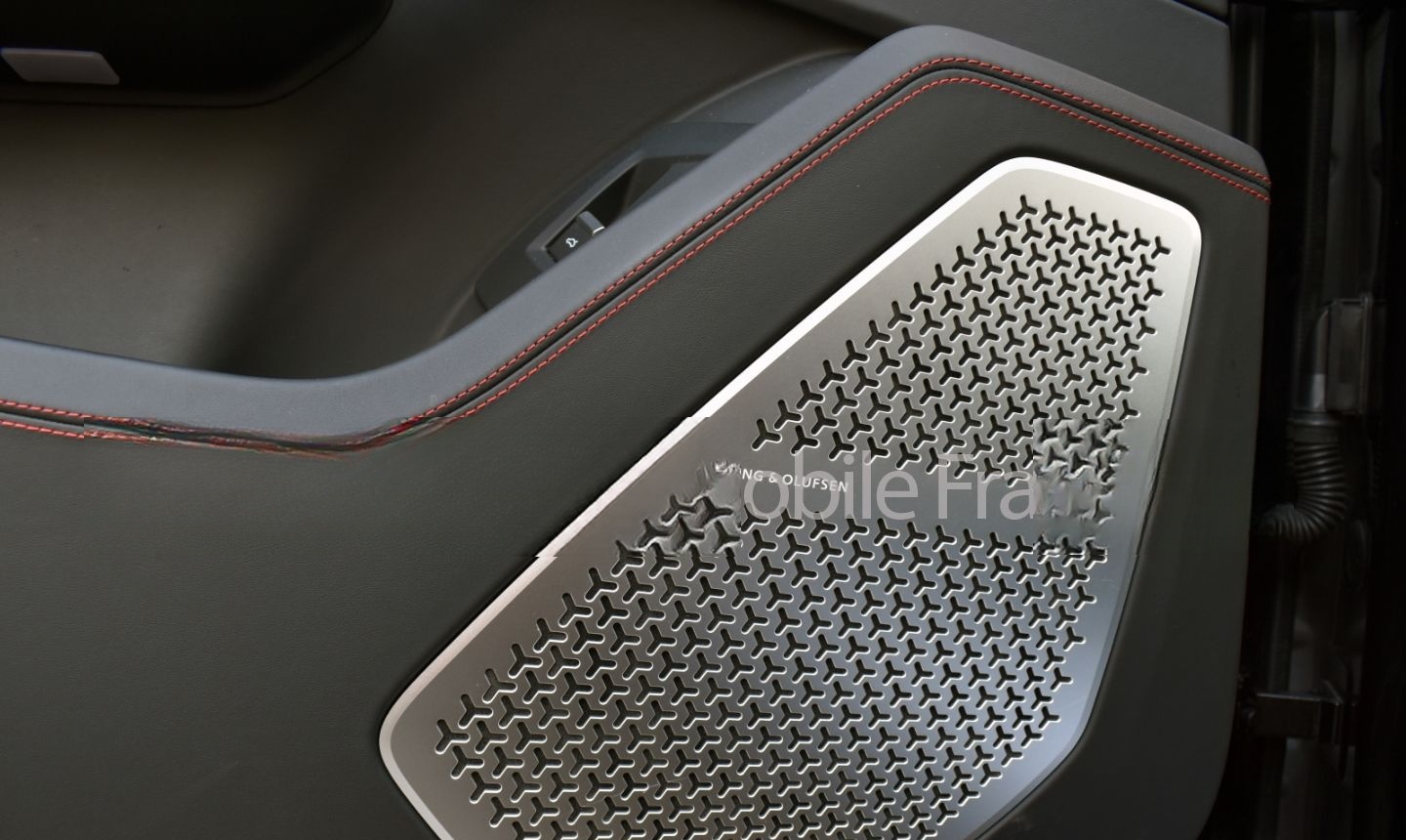 Lamborghini Urus Pano Carbon Ext+Int B&O 23 Zoll ADAS Massag foto 9