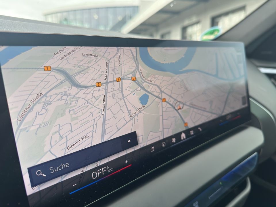 BMW X3 M50 Pano AHK DrAssProf AdLED Komfortzg foto 20