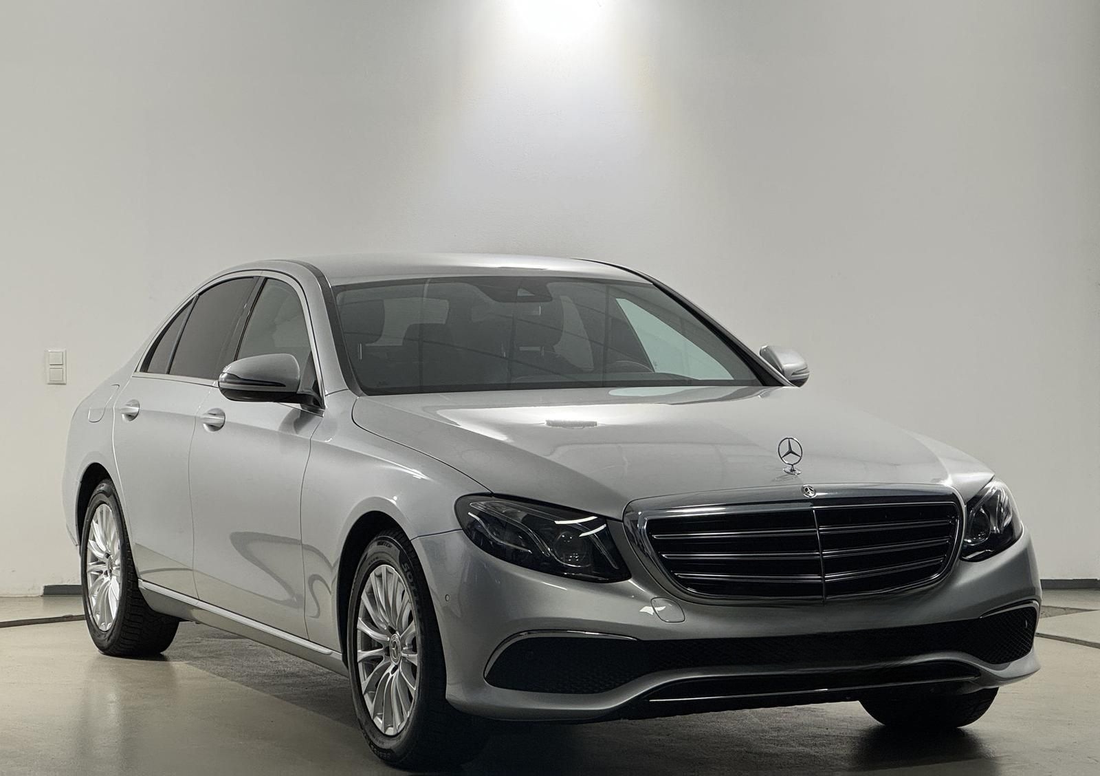 Mercedes-Benz E 220 CDI Exclusive AHK Kamera LED Navi foto 4