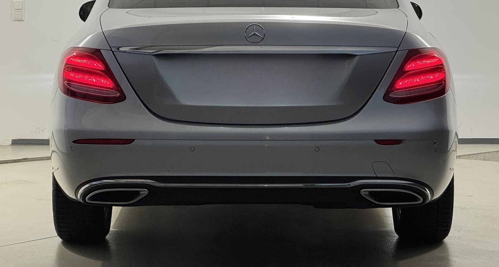 Mercedes-Benz E 220 CDI Exclusive AHK Kamera LED Navi foto 6