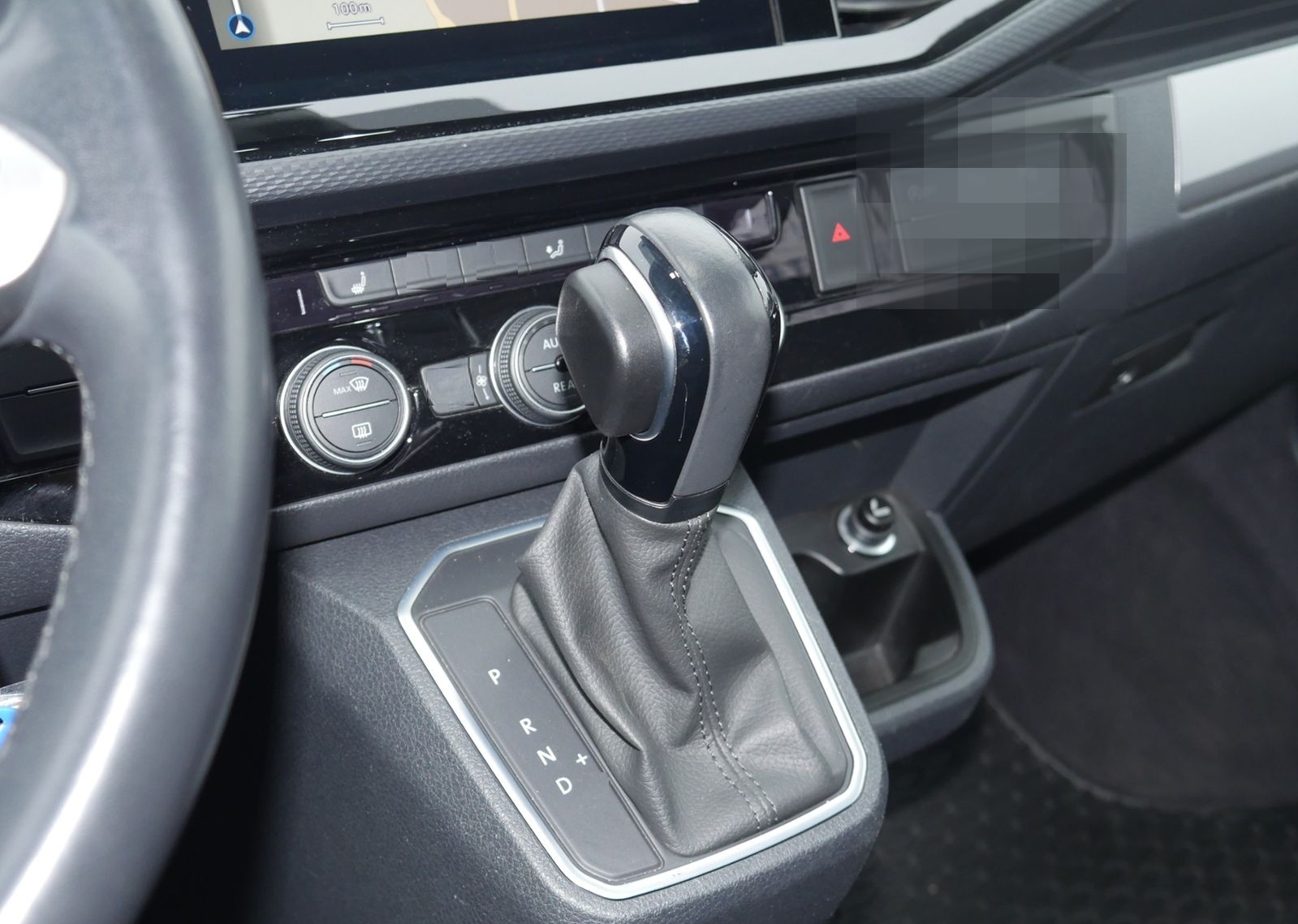 Volkswagen T6.1 Multivan 2.0 TDI Generation Six DSG AHK ACC foto 9