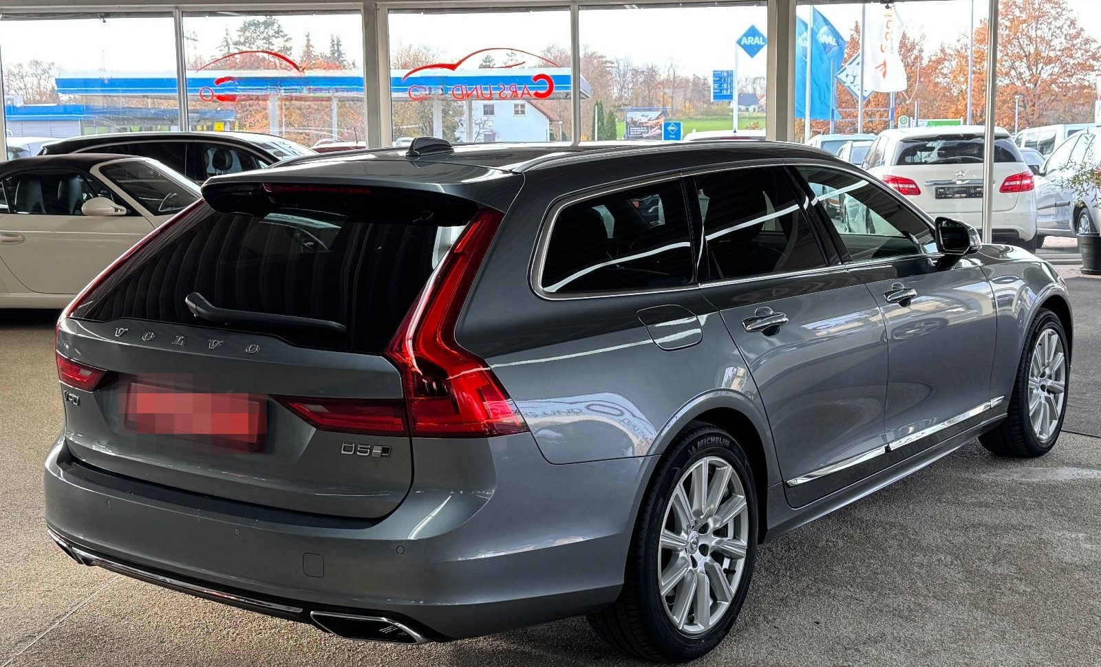 Volvo V90 Inscription AWD *STHZ*H&K*NAV*PAN*LED*ACC*RK foto 4