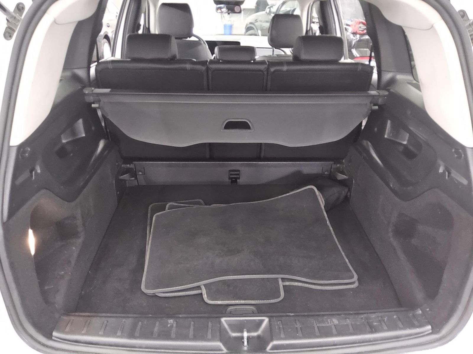 Mercedes-Benz GLB 180 d Style T-Leder Navi LED Kamera foto 12