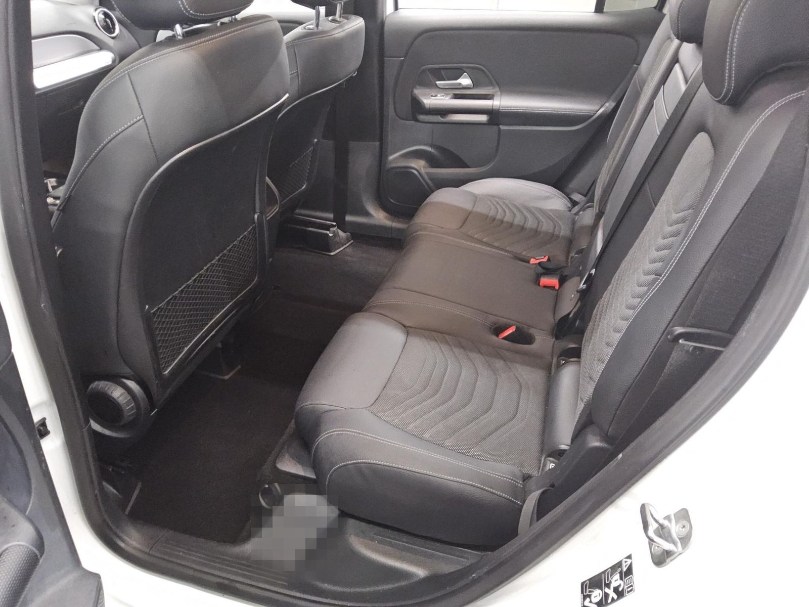 Mercedes-Benz GLB 180 d Style T-Leder Navi LED Kamera foto 13