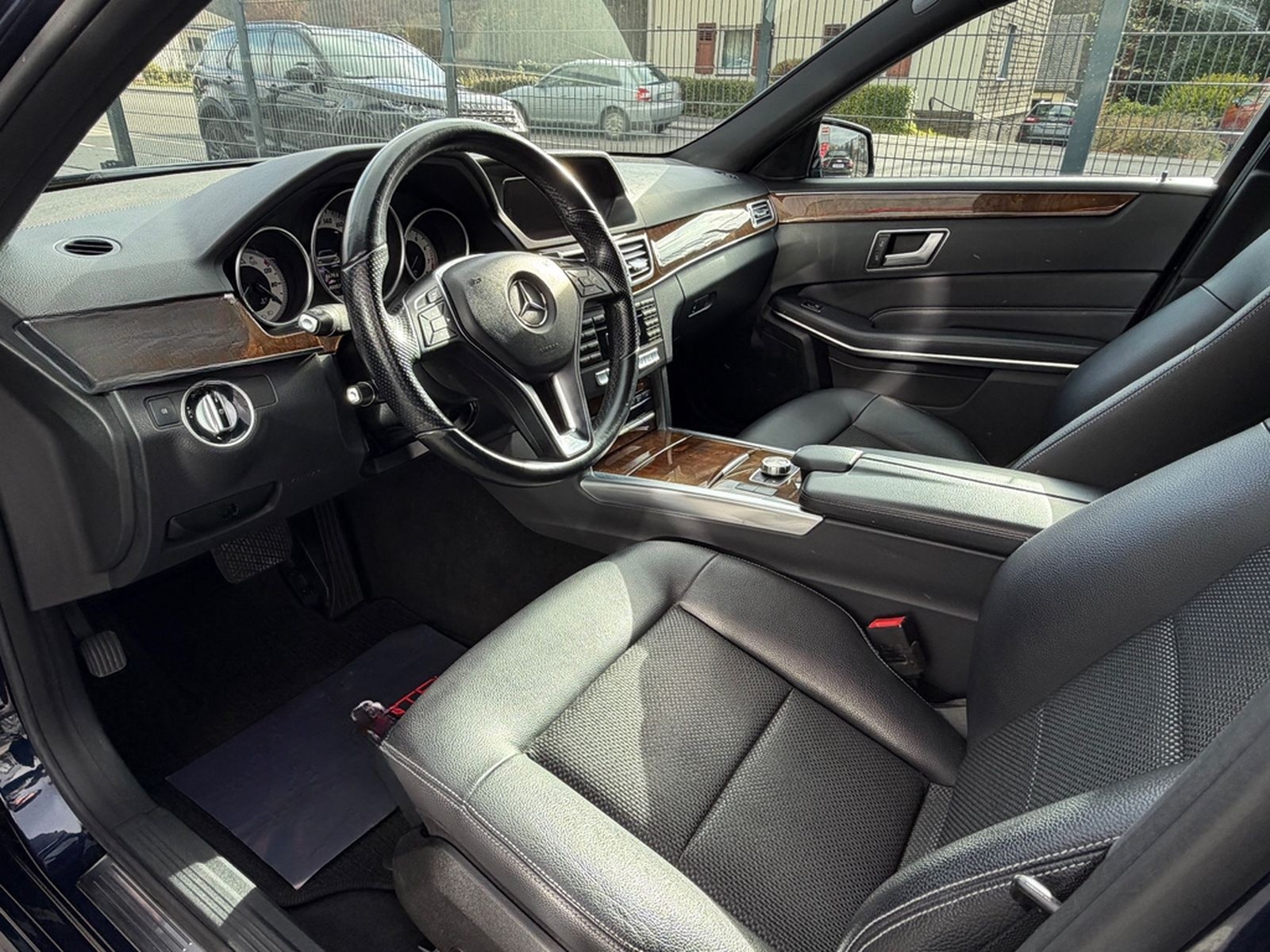 Mercedes-Benz E 250 CGI BlueEfficiency*NAVI*ACC*8-FACH*PDC foto 11