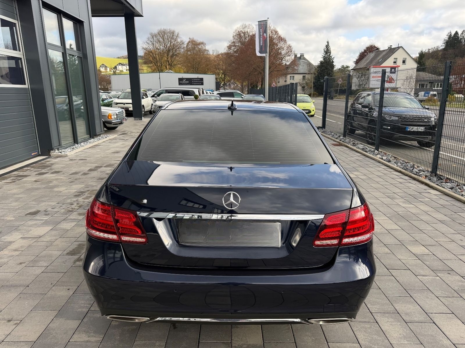 Mercedes-Benz E 250 CGI BlueEfficiency*NAVI*ACC*8-FACH*PDC foto 16