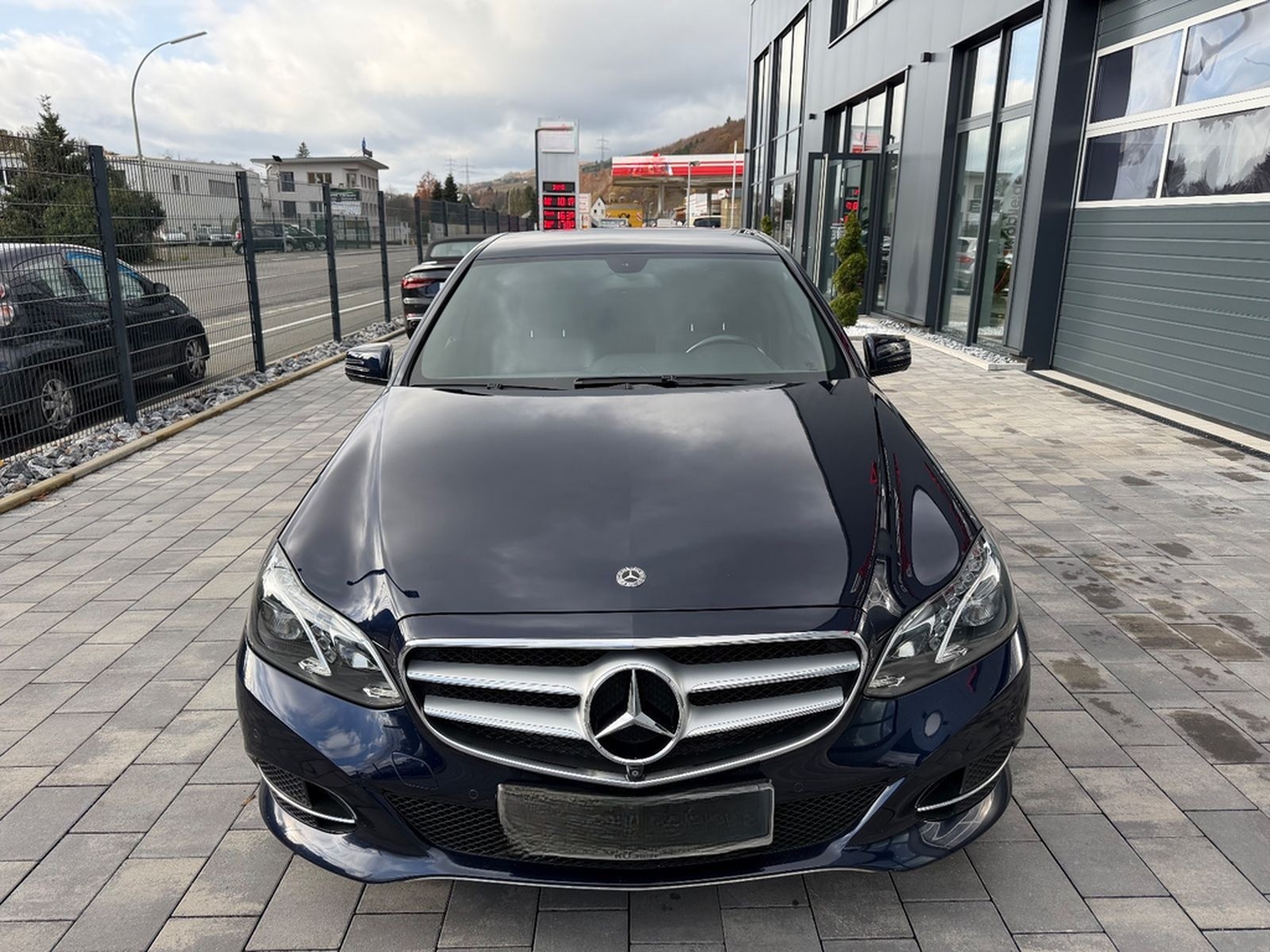 Mercedes-Benz E 250 CGI BlueEfficiency*NAVI*ACC*8-FACH*PDC foto 4