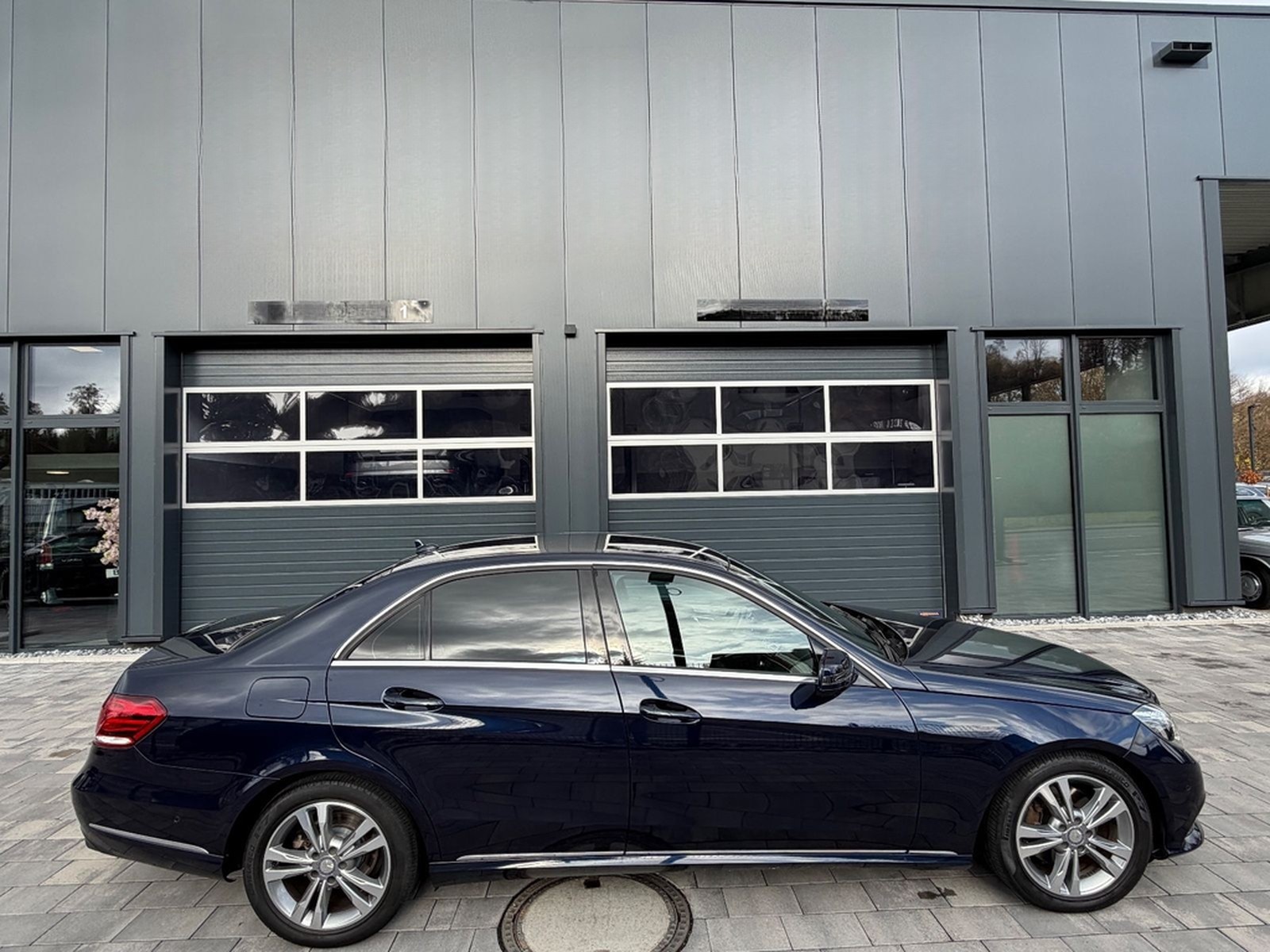Mercedes-Benz E 250 CGI BlueEfficiency*NAVI*ACC*8-FACH*PDC foto 6