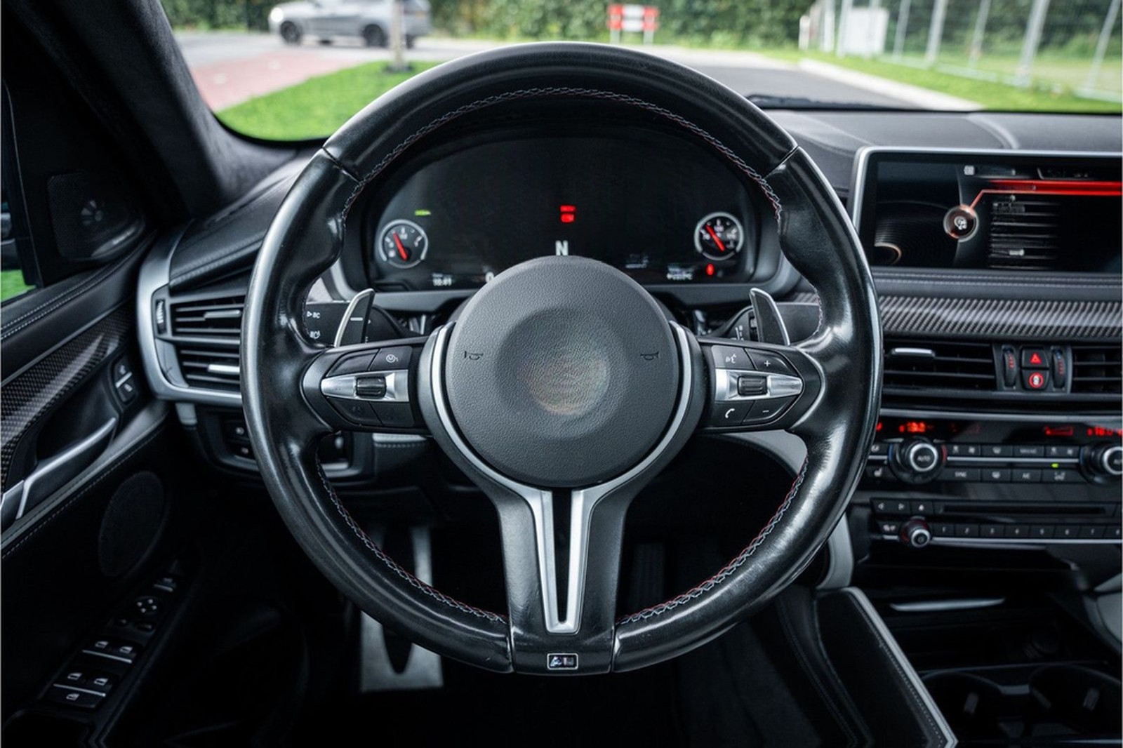 BMW X6 M - Panorama | H&K | Memory | Cruise Control foto 11