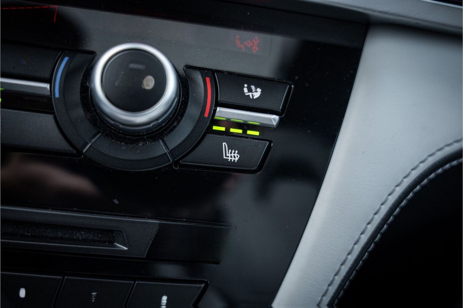 BMW X6 M - Panorama | H&K | Memory | Cruise Control foto 16