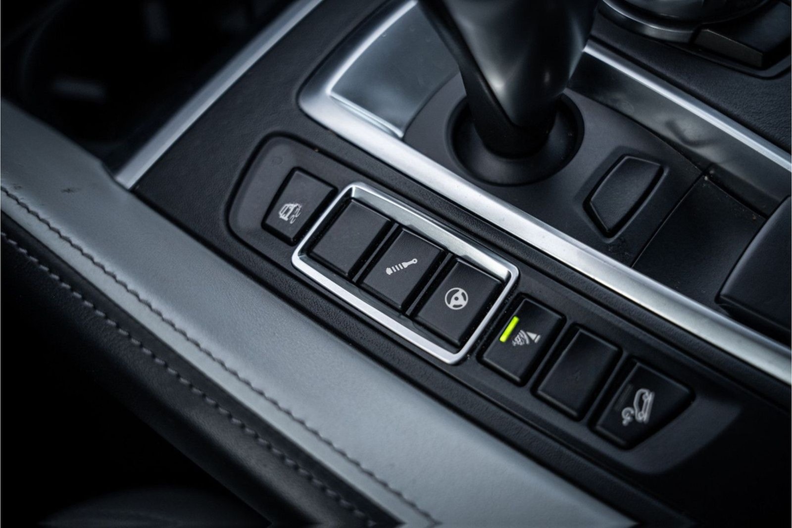 BMW X6 M - Panorama | H&K | Memory | Cruise Control foto 17