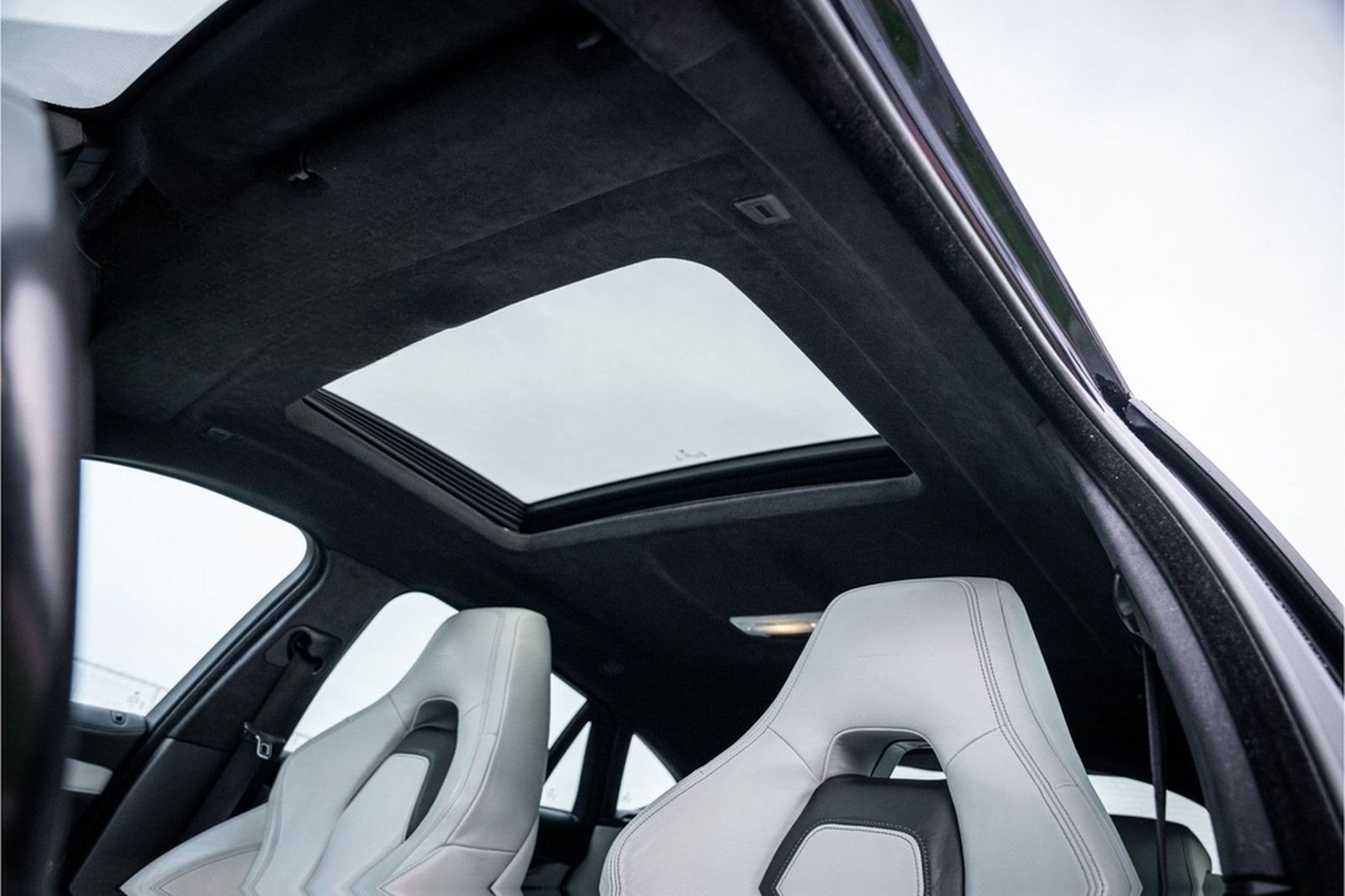 BMW X6 M - Panorama | H&K | Memory | Cruise Control foto 21