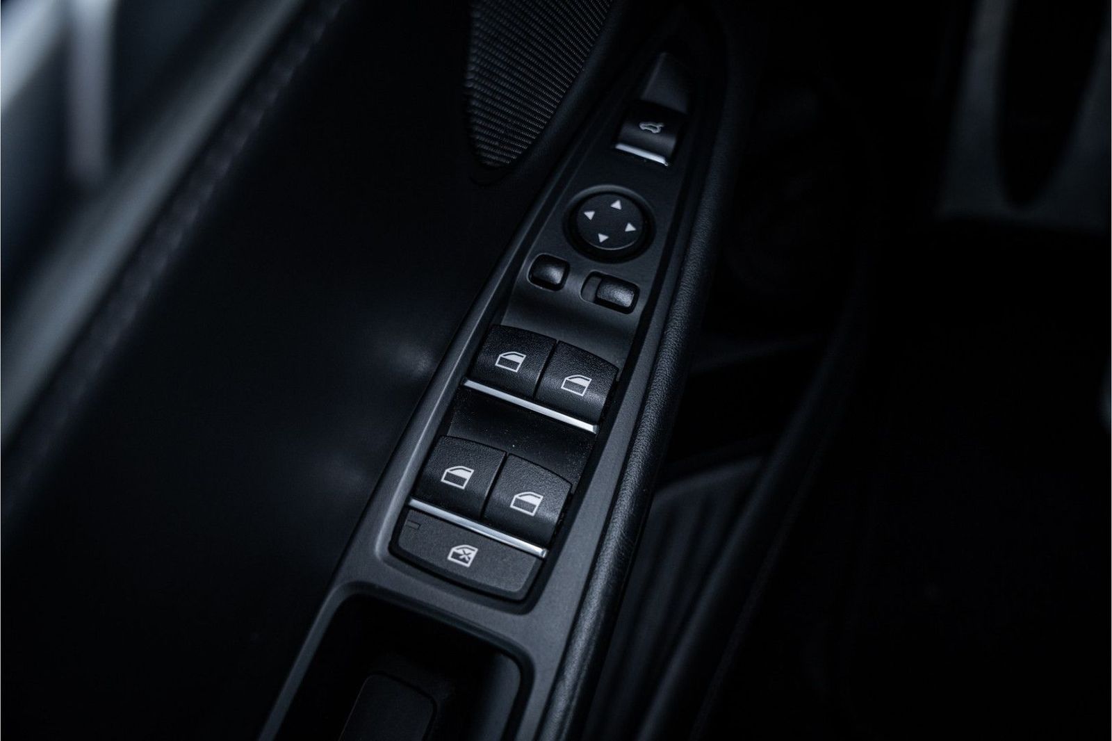 BMW X6 M - Panorama | H&K | Memory | Cruise Control foto 24