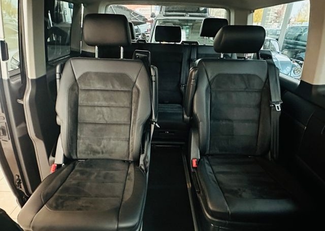 Volkswagen T6 Multivan Comfortline TDI DSG NAVI AHK RFK PDC foto 12