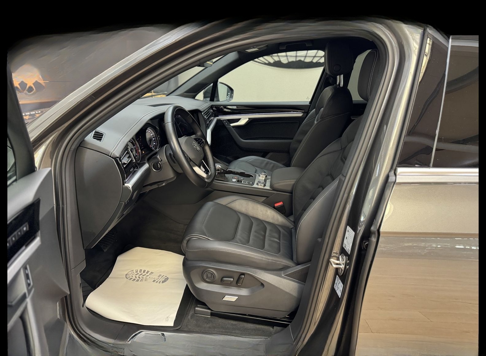 Volkswagen Touareg Elegance 4MOT 3.0 TDI Luft/Kamera/AHK/19 foto 13