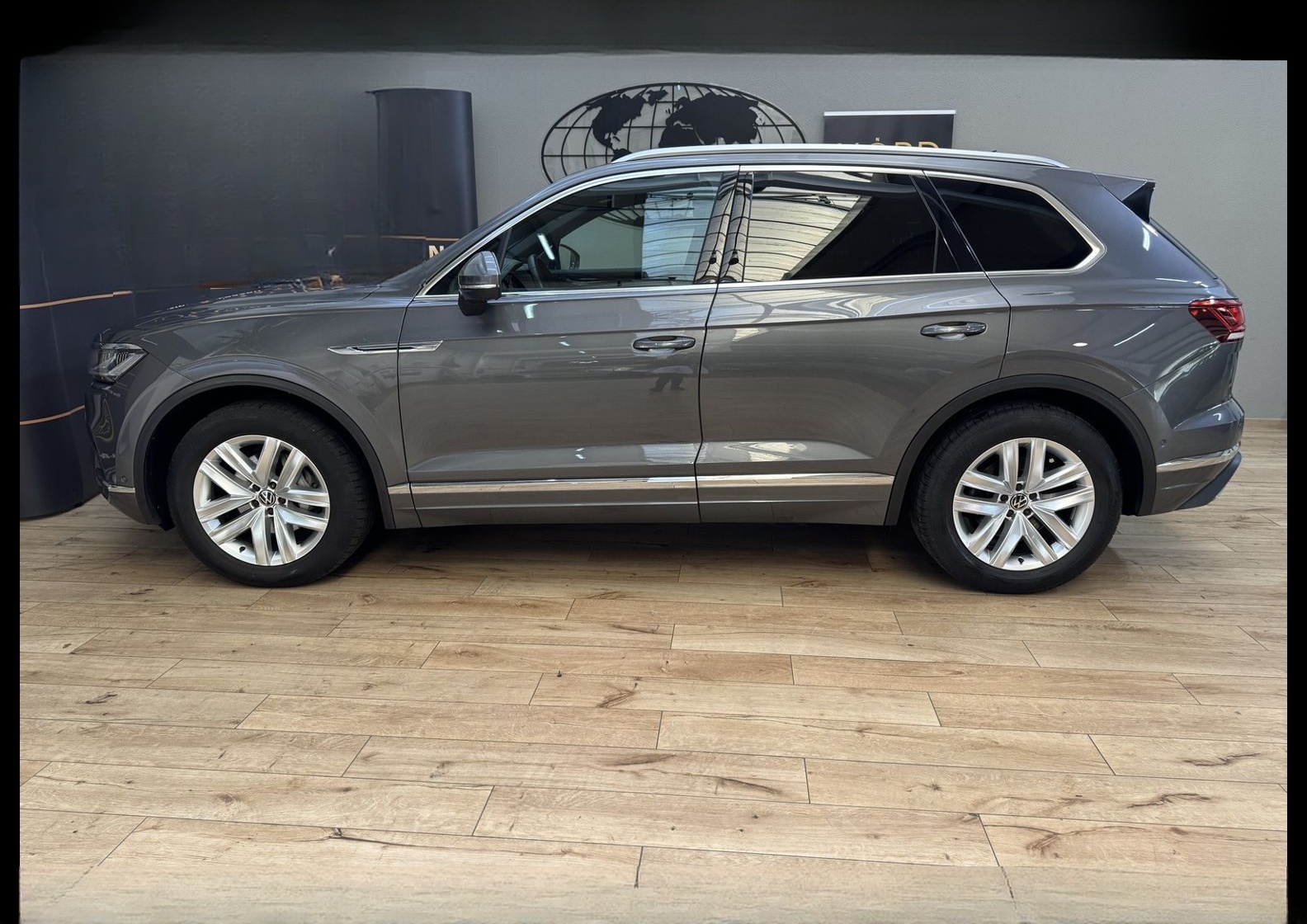 Volkswagen Touareg Elegance 4MOT 3.0 TDI Luft/Kamera/AHK/19 foto 5
