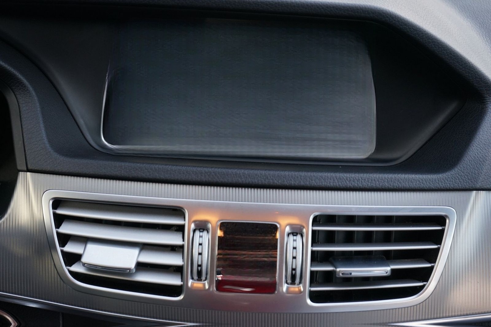 Mercedes-Benz E200 Avantgarde LED Navi Sitzheizung 360° foto 11
