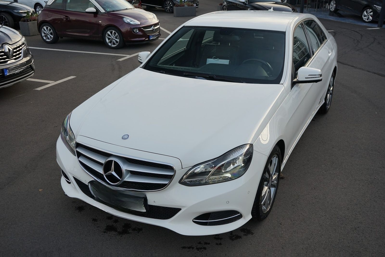 Mercedes-Benz E200 Avantgarde LED Navi Sitzheizung 360° foto 22