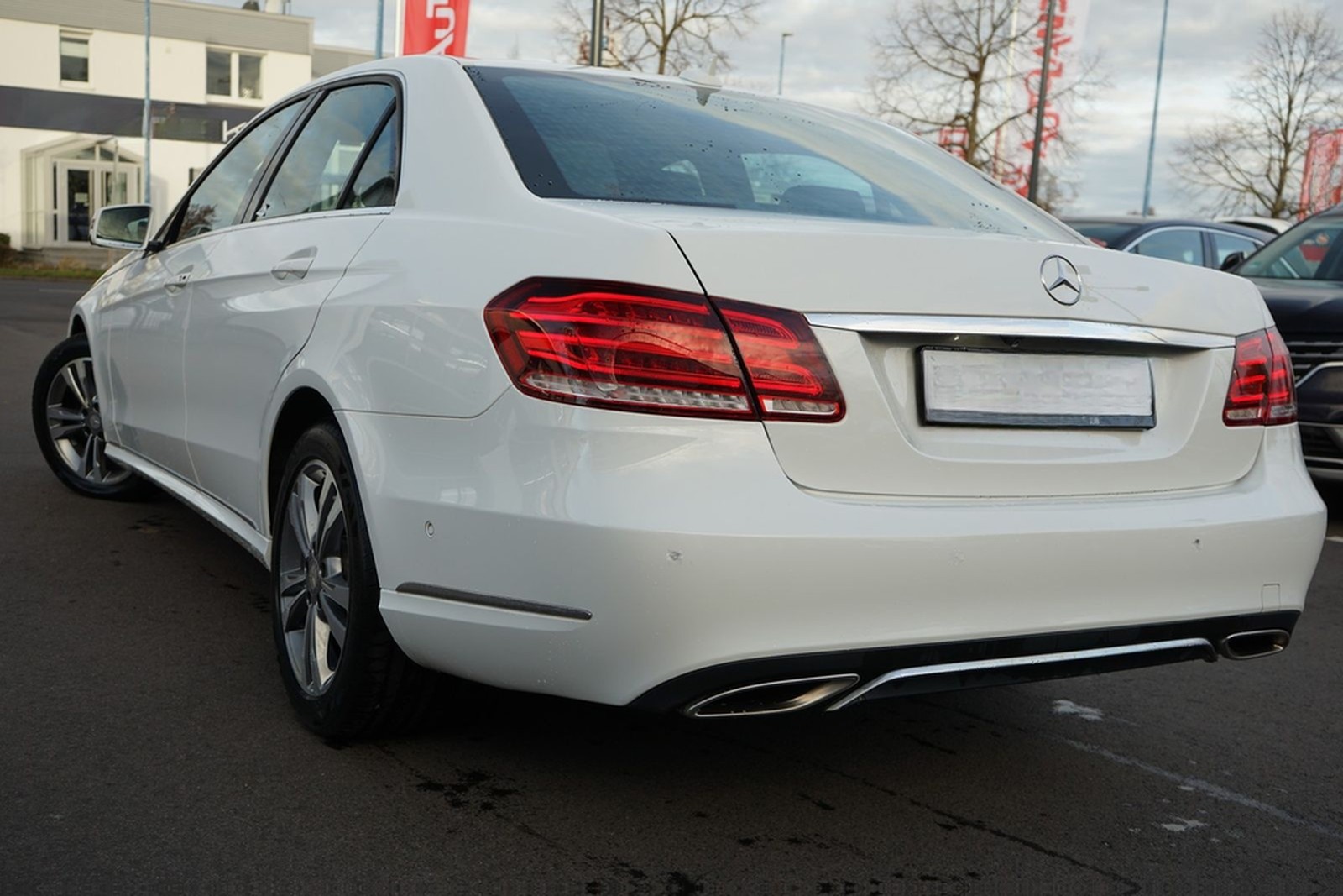Mercedes-Benz E200 Avantgarde LED Navi Sitzheizung 360° foto 28
