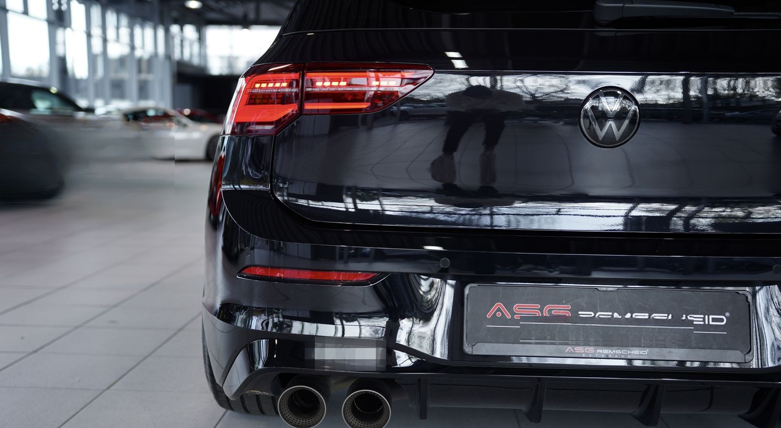 Volkswagen Golf R 4M *JP Performance *AKRA *Pano *KW *19 foto 16