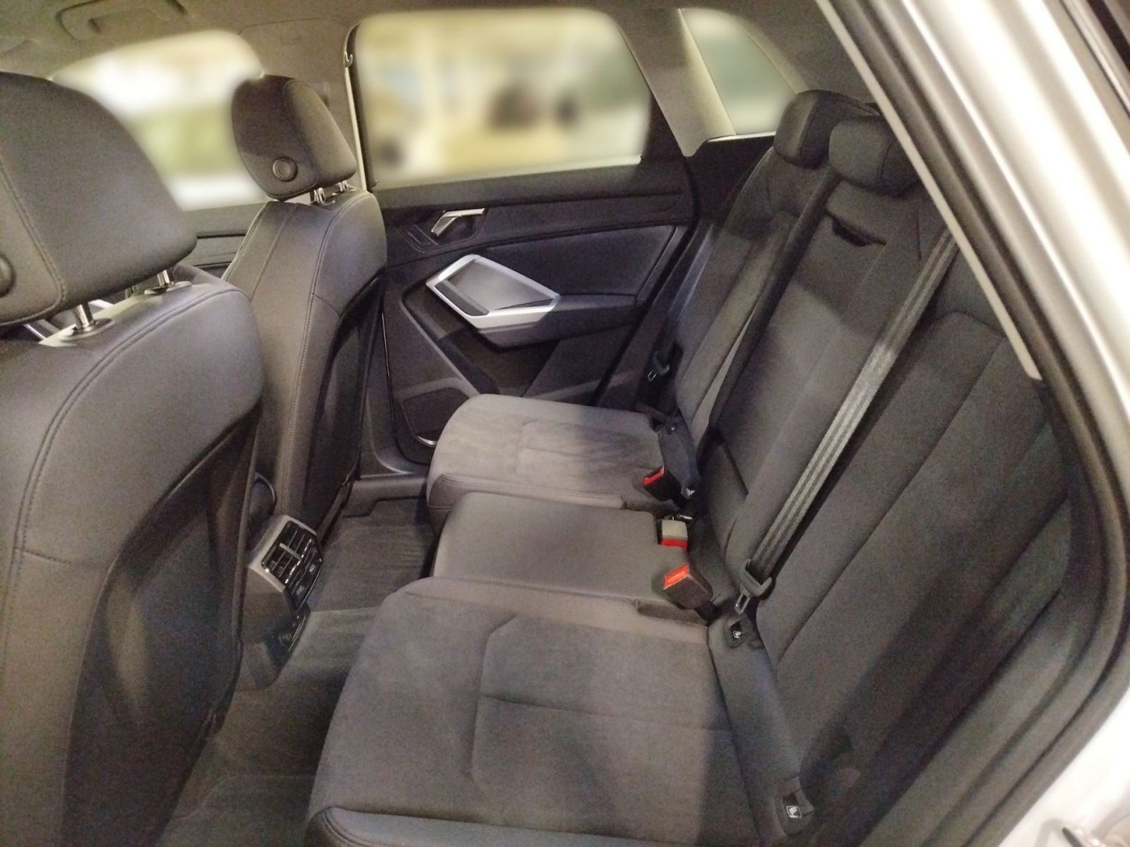 Audi Q3 35 TFSI S tronic S line LED Navi DAB PDC Sitz foto 11