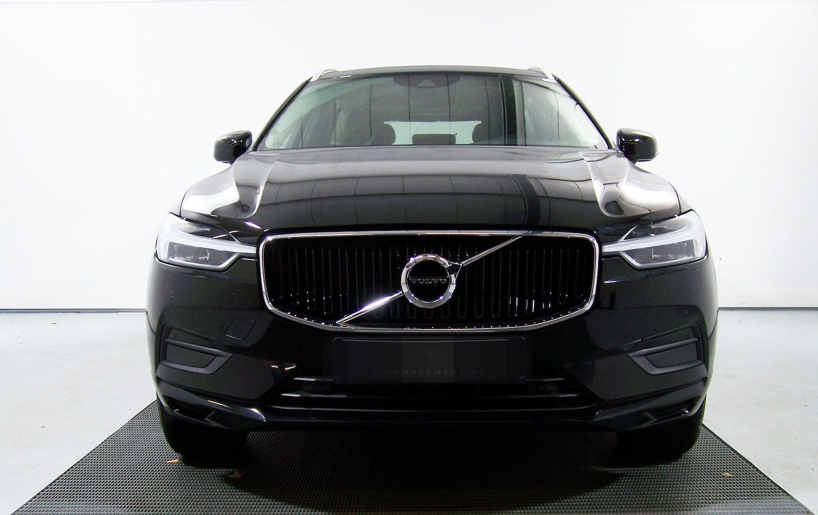 Volvo XC60 D4 Momentum AUTOM LEDER+NAVI+LED+KAM+VRT foto 2