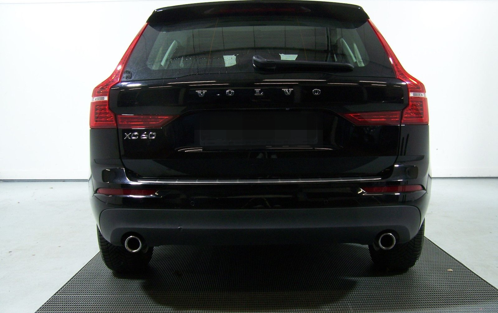 Volvo XC60 D4 Momentum AUTOM LEDER+NAVI+LED+KAM+VRT foto 14