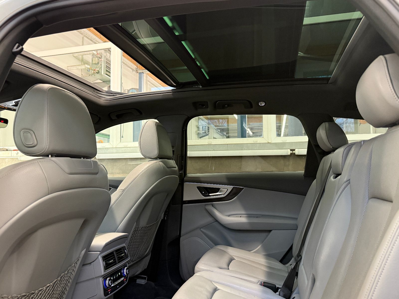 Audi 3.0 TFSI 7-SITZ AHK VIRTUAL PANO 4xSHZ LHZ 360 foto 12