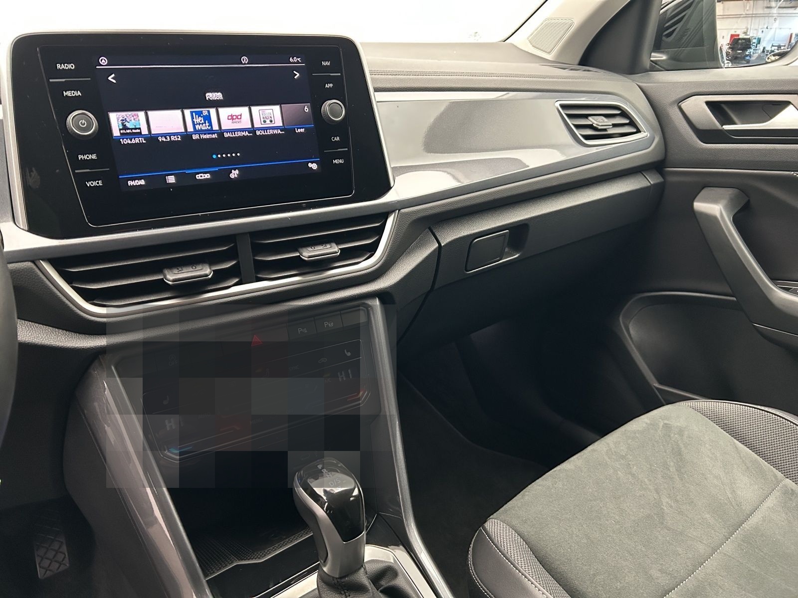 Volkswagen T-ROC 1.5 TSI DSG STYLE*LED*AHK*PDC*SHZ*NAVI*KLI foto 8