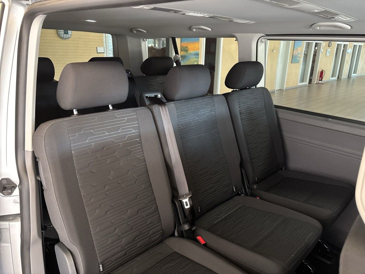 Volkswagen T6.1 Caravelle 2.0 TDI Comfortline LR Automatik foto 6